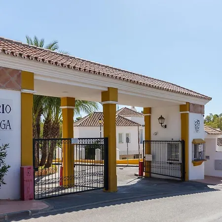 Cozy 2 Bedroom In Nueva Andalucia شقة